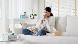 Un nou simptom apare după COVID-19: Femeile de vârstă mijlocie prezintă cel mai mare risc Un nou simptom apare după COVID-19: Femeile de vârstă mijlocie prezintă cel mai mare risc